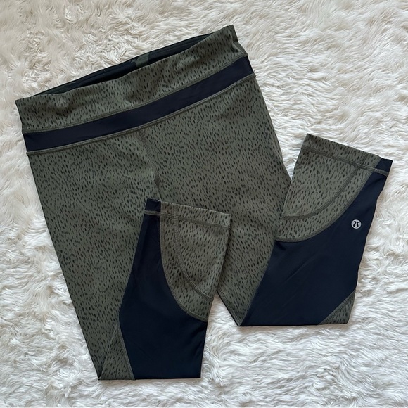 Lululemon Leggings Run: Inspire Crop II *Full-On Luxtreme (Mesh) Green Black 6 - Picture 1 of 13